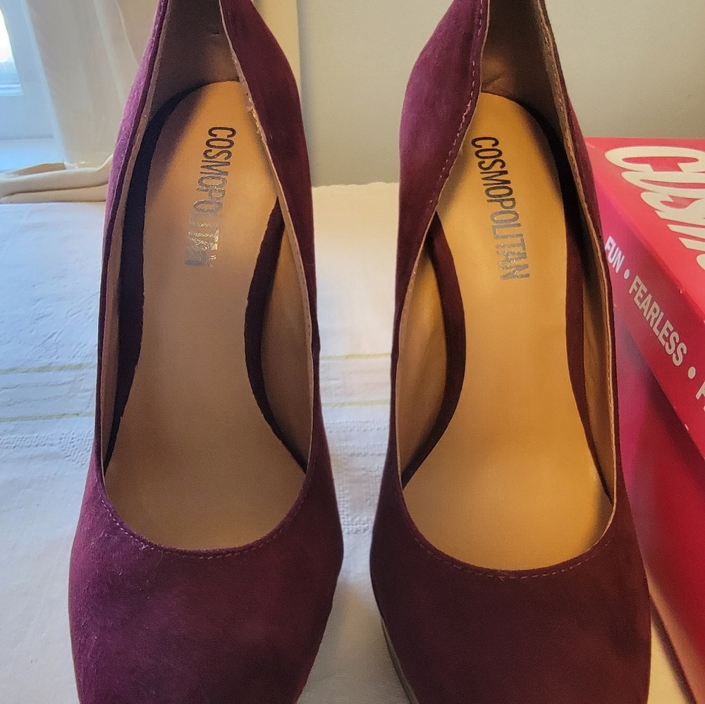 NWT..Cosmopolitan heels Sz 7 - Picture 5 of 7